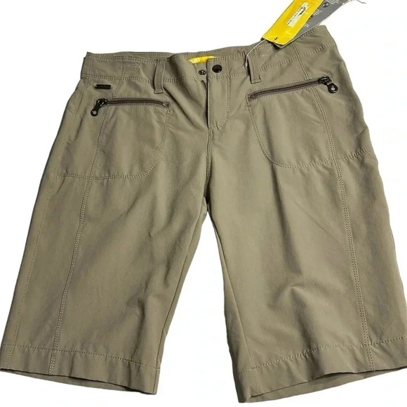 LOLE Bermuda Tokyo tan walking shorts . Metal logo embellishment,zip  pockets - Picture 1 of 12